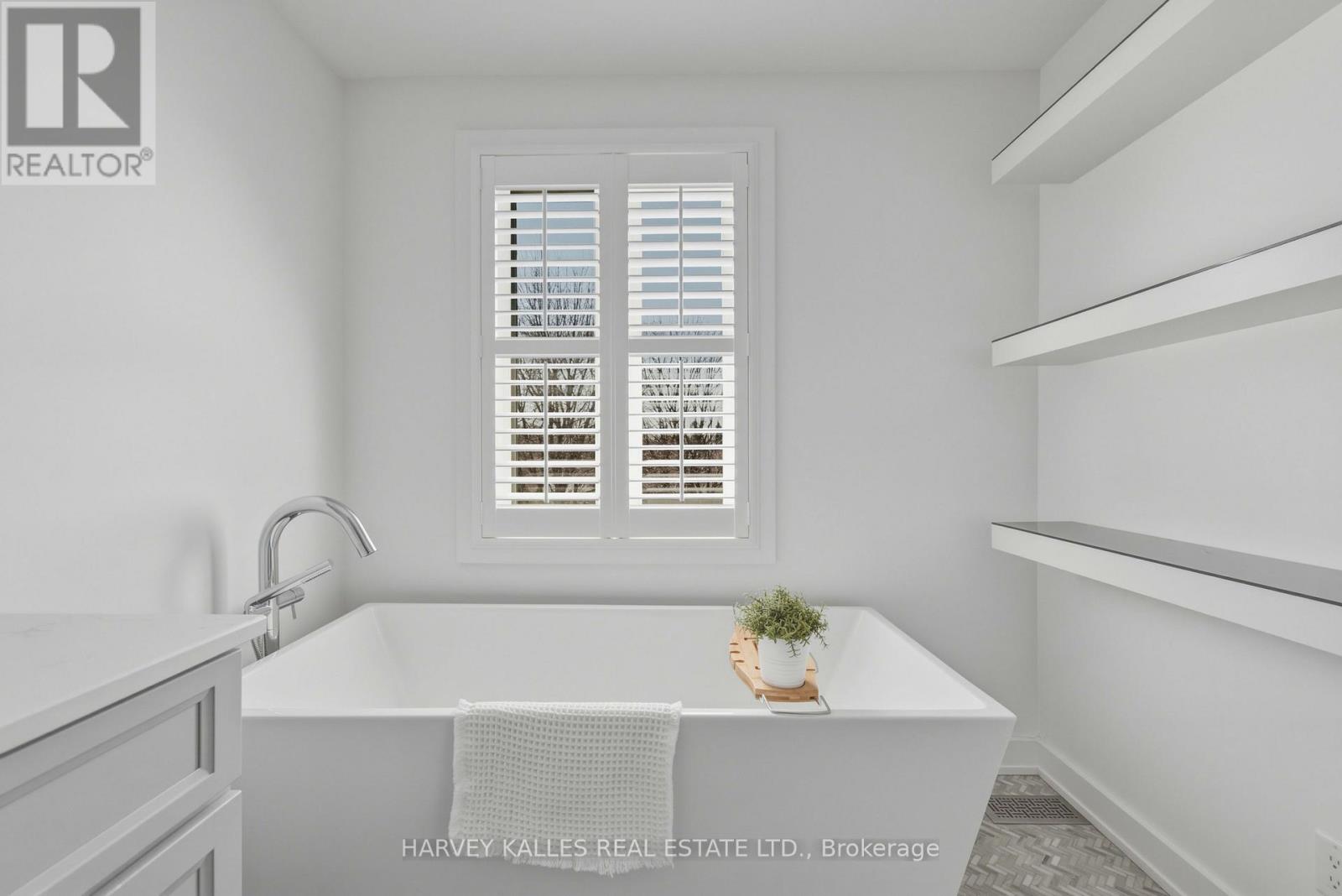 31 Ferris Road, Toronto, Ontario  M4B 1G2 - Photo 27 - E12972132