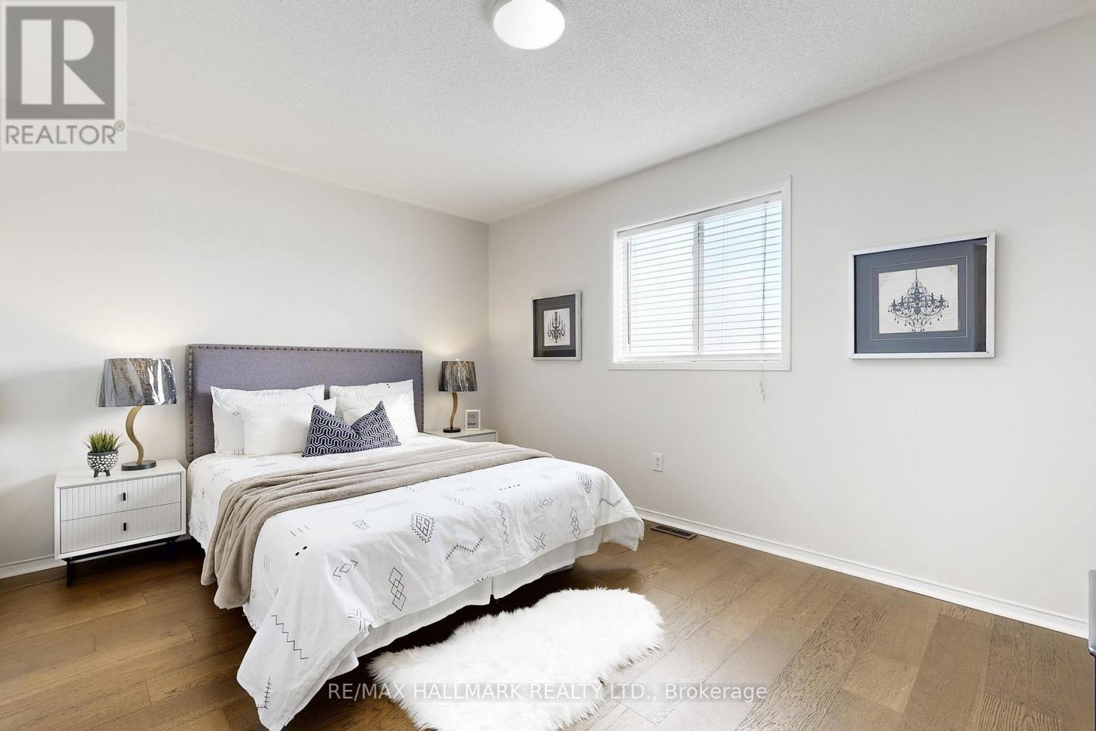 129 Knapton Drive, Newmarket, Ontario  L3X 3B4 - Photo 22 - N12972010