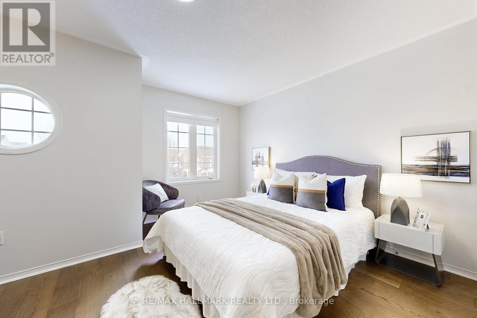 129 Knapton Drive, Newmarket, Ontario  L3X 3B4 - Photo 27 - N12972010