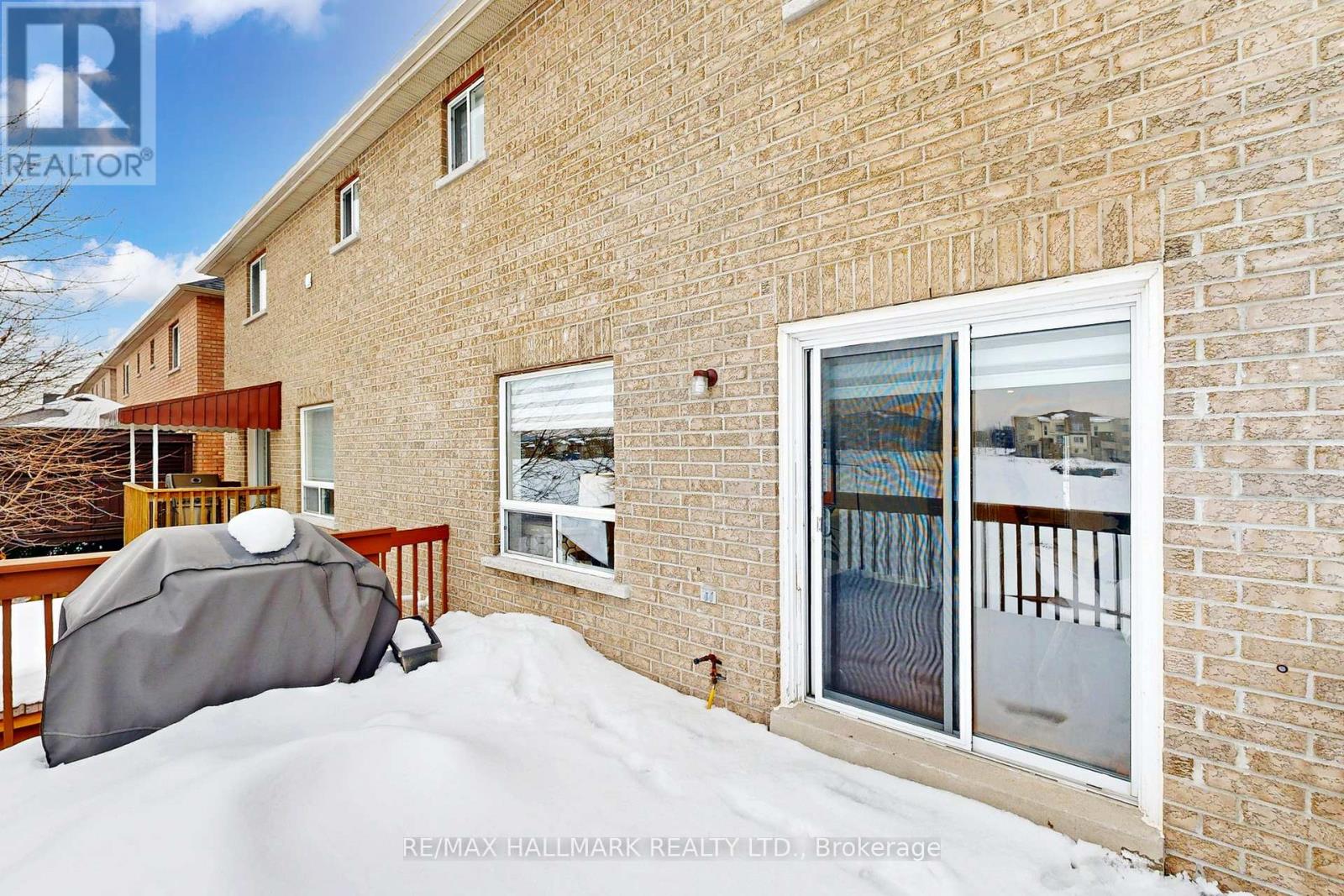 129 Knapton Drive, Newmarket, Ontario  L3X 3B4 - Photo 39 - N12972010