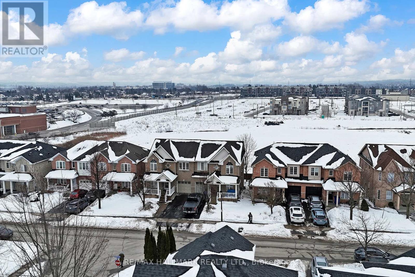 129 Knapton Drive, Newmarket, Ontario  L3X 3B4 - Photo 47 - N12972010