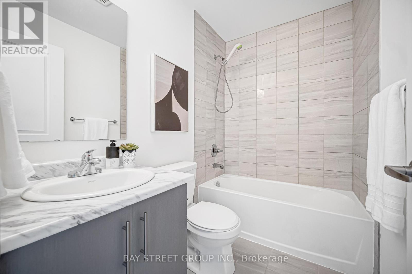 61 Massachusetts Lane, Markham, Ontario  L6E 0V6 - Photo 16 - N12972100