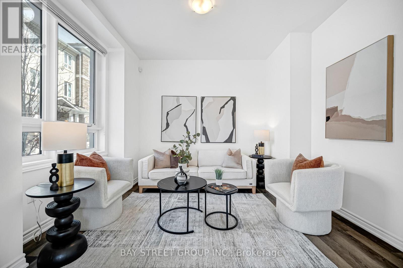 61 Massachusetts Lane, Markham, Ontario  L6E 0V6 - Photo 4 - N12972100