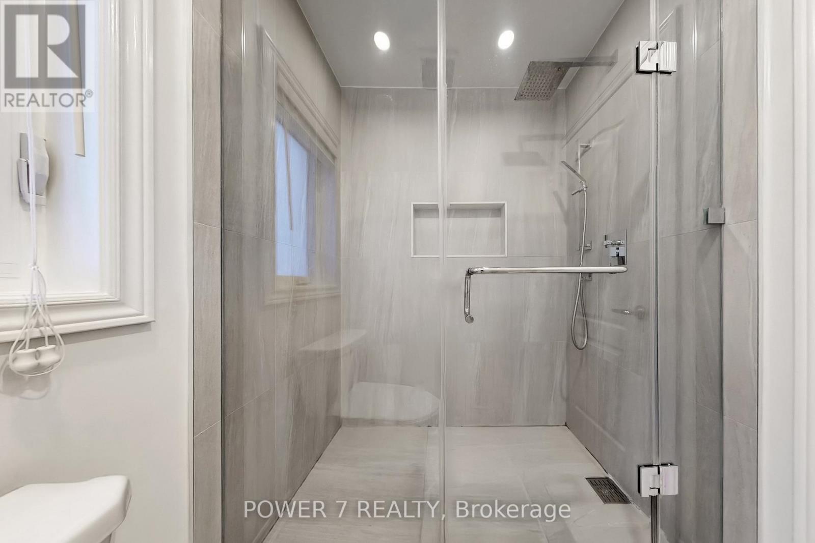 1276 Shortreed Terrace S, Newmarket, Ontario  L3X 0C9 - Photo 32 - N12972156