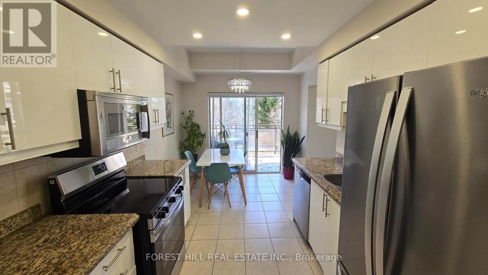 212 - 1 Maison Parc Court, Vaughan, Ontario  L4J 9K1 - Photo 10 - N12972170