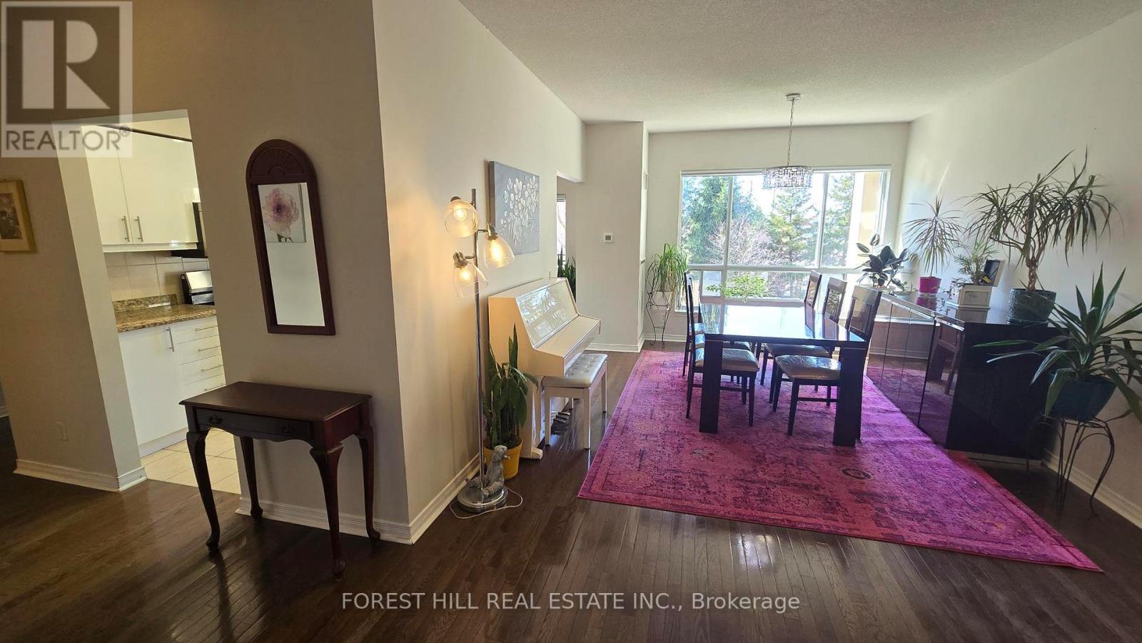 212 - 1 Maison Parc Court, Vaughan, Ontario  L4J 9K1 - Photo 5 - N12972170