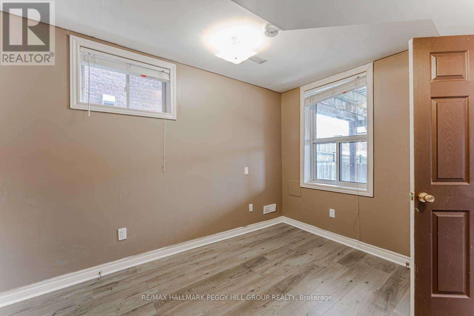 Lower - 30 Jessica Drive, Barrie, Ontario  L4N 5S5 - Photo 8 - S12972018