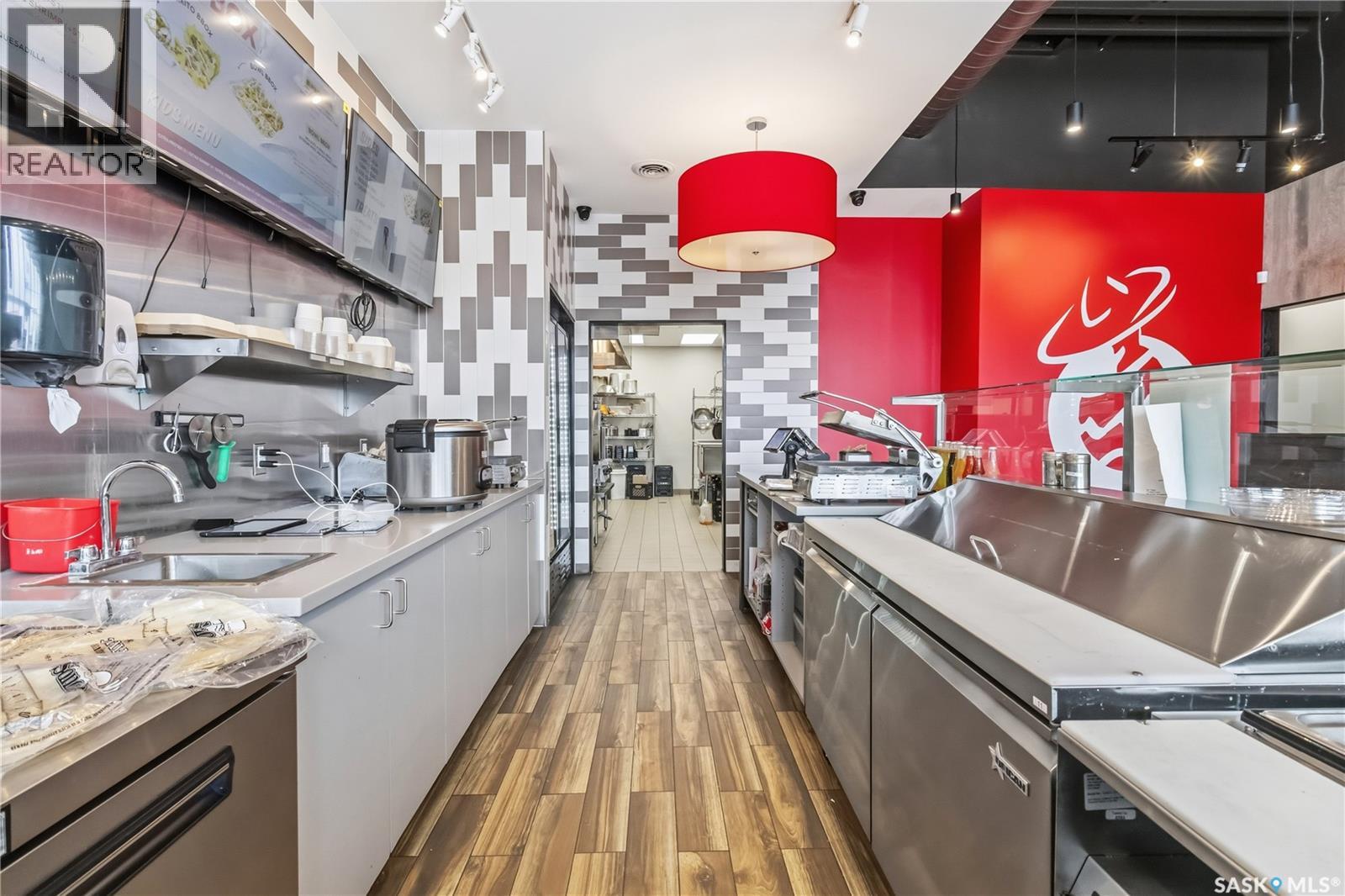 A 228 Centennial Drive, Martensville, Saskatchewan  S0K 0A2 - Photo 11 - SK032377