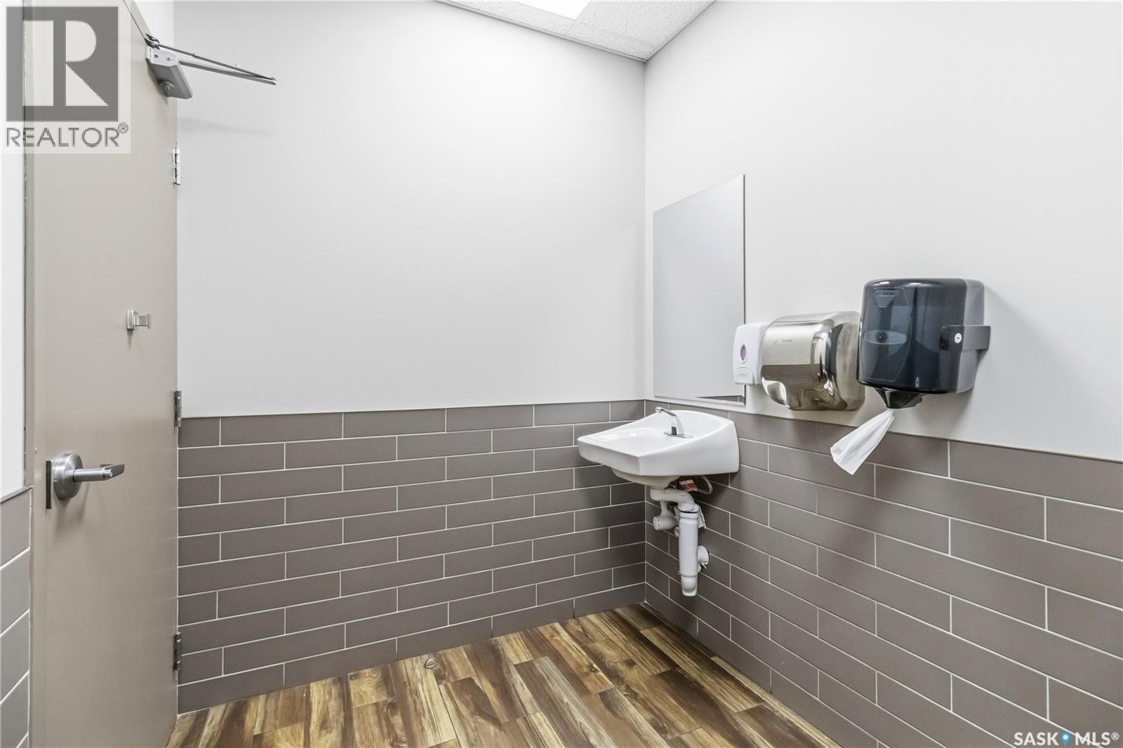 A 228 Centennial Drive, Martensville, Saskatchewan  S0K 0A2 - Photo 15 - SK032377