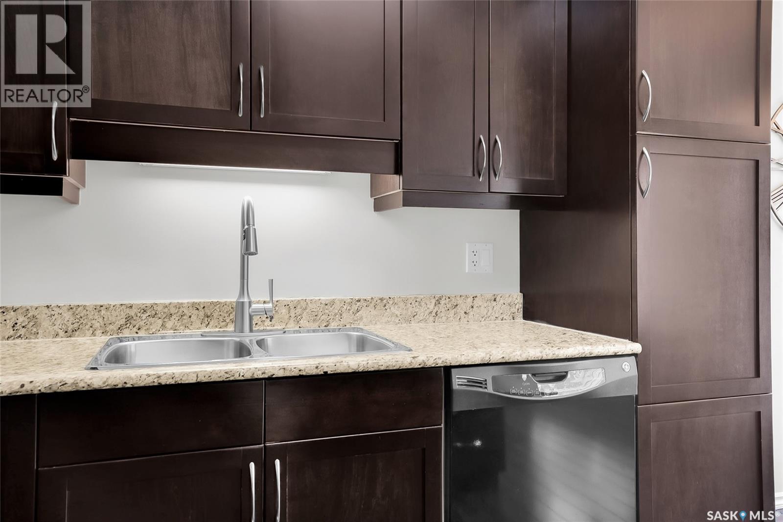 202 615 Lynd Crescent, Saskatoon, Saskatchewan  S7T 0G7 - Photo 12 - SK032293