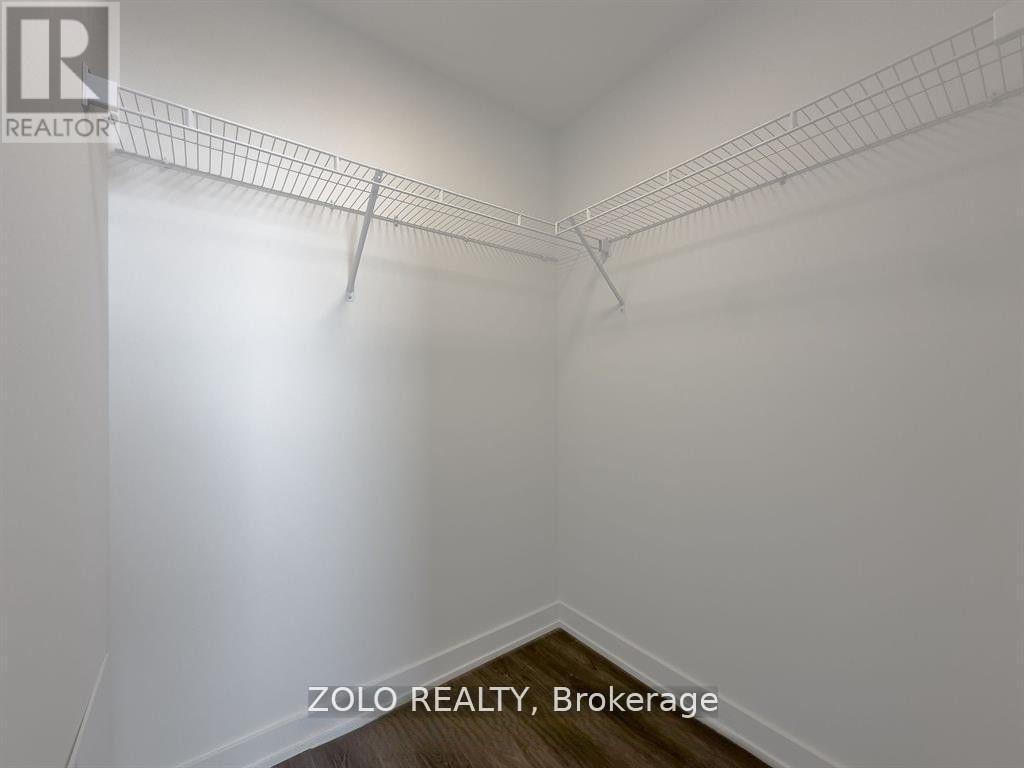 1801 - 28 Ann Street, Mississauga, Ontario  L5G 0E1 - Photo 10 - W12972056