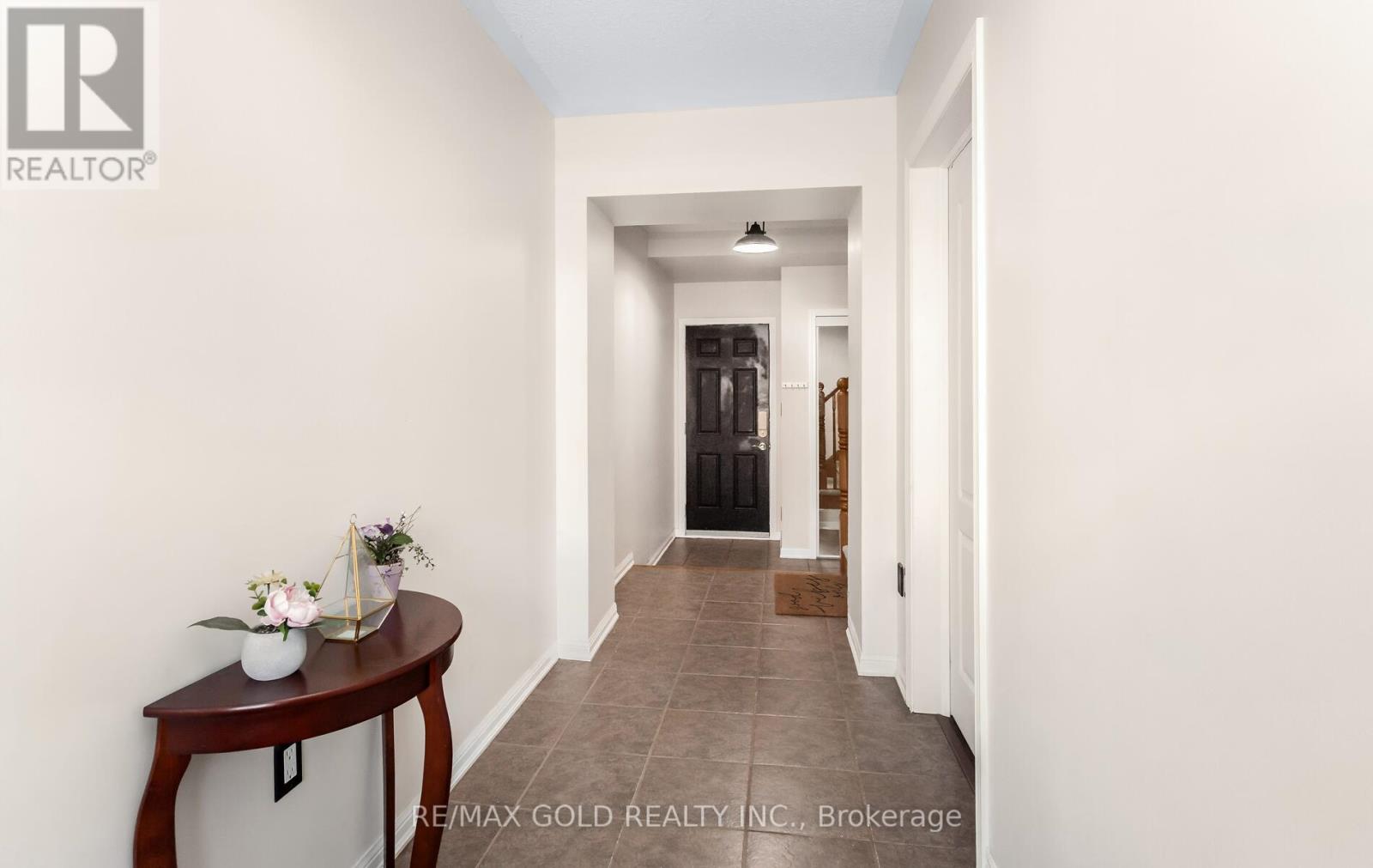 644 Scott Boulevard, Milton, Ontario  L9T 0P2 - Photo 4 - W12972096