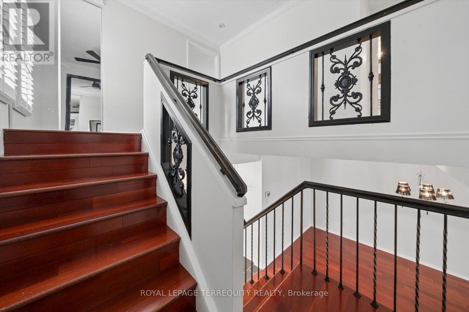 1825 Hyde Mill Crescent, Mississauga, Ontario  L5N 0A7 - Photo 17 - W12972174