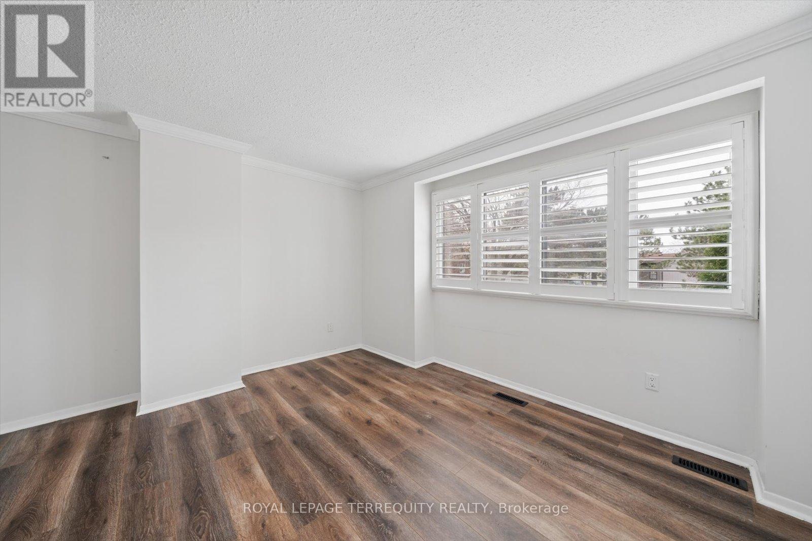 1825 Hyde Mill Crescent, Mississauga, Ontario  L5N 0A7 - Photo 20 - W12972174