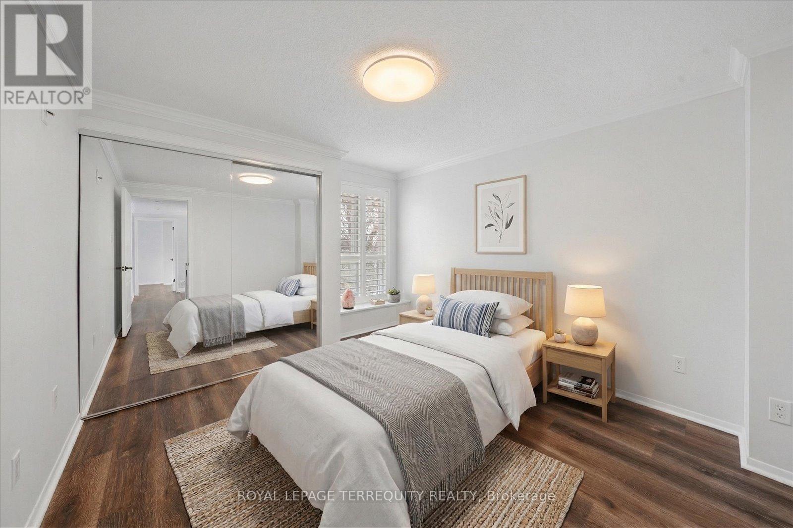 1825 Hyde Mill Crescent, Mississauga, Ontario  L5N 0A7 - Photo 32 - W12972174