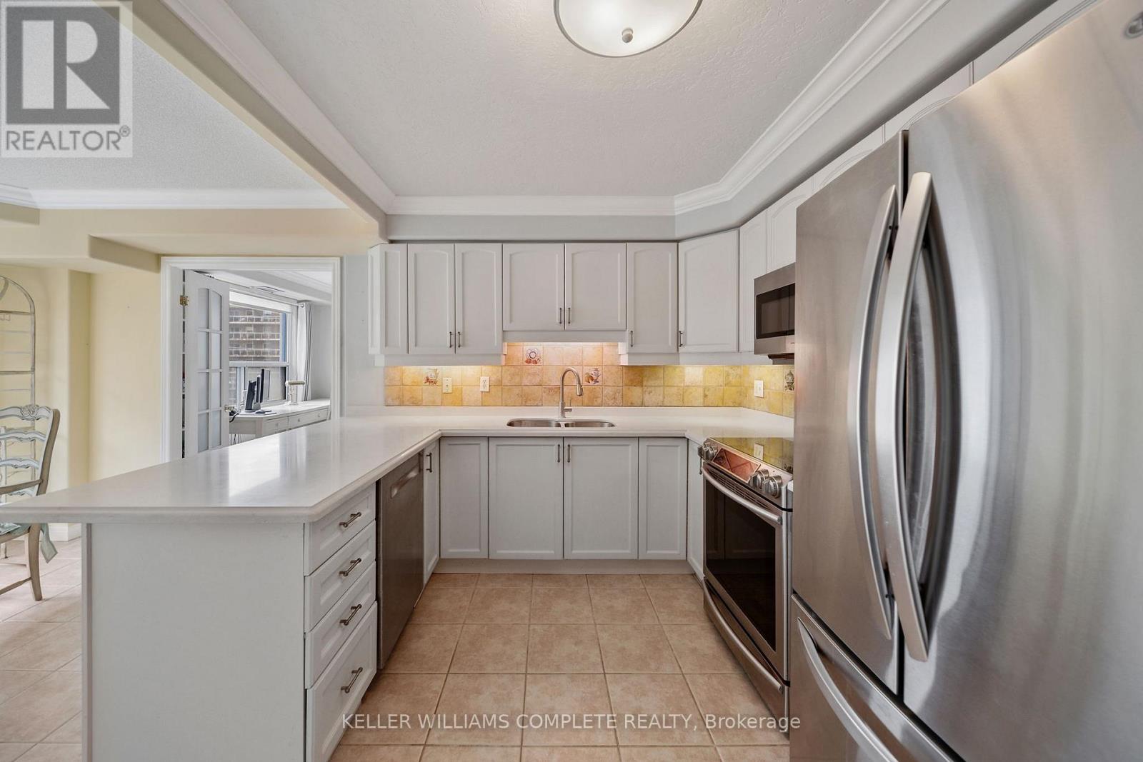 404 - 1272 Ontario Street, Burlington, Ontario  L7S 2L8 - Photo 8 - W12972222