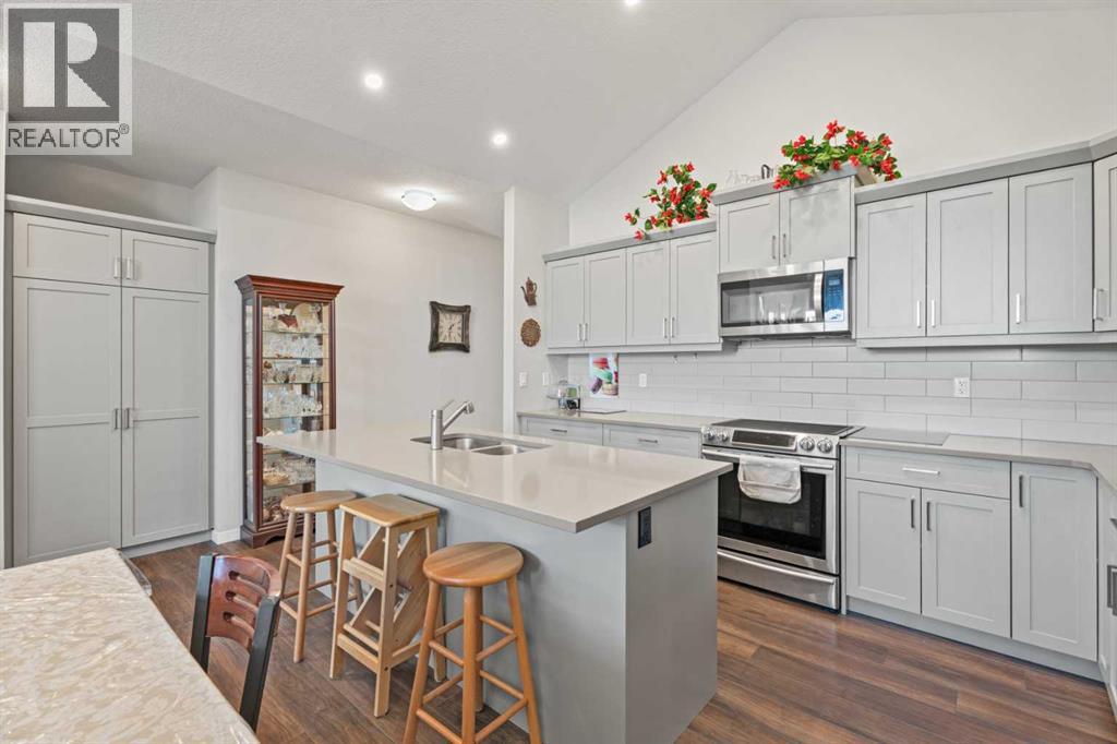 508 Montana Bay SE, High River, Alberta  T1V 0J6 - Photo 11 - A2299271