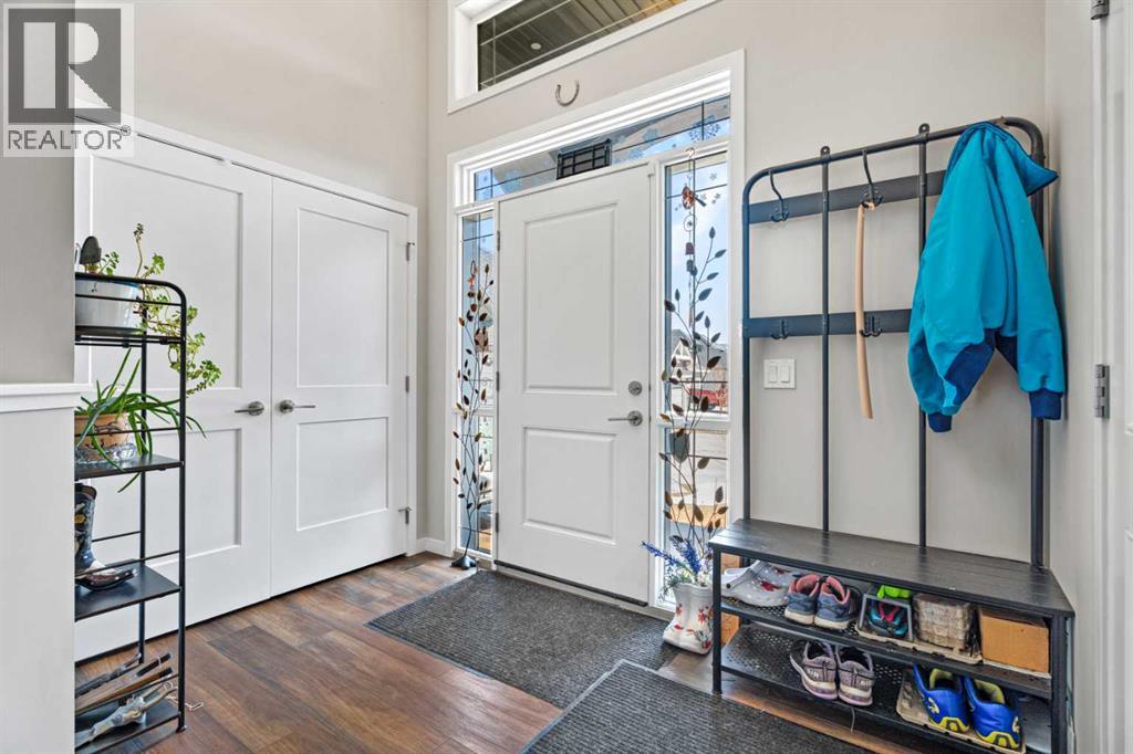 508 Montana Bay SE, High River, Alberta  T1V 0J6 - Photo 3 - A2299271