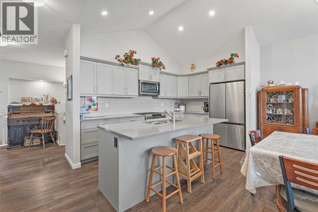 508 Montana Bay SE, High River, Alberta  T1V 0J6 - Photo 10 - A2299271