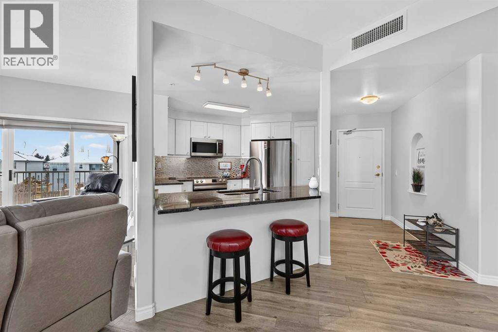 202, 43 Westlake Circle, Strathmore, Alberta  T1P 1T6 - Photo 4 - A2299600