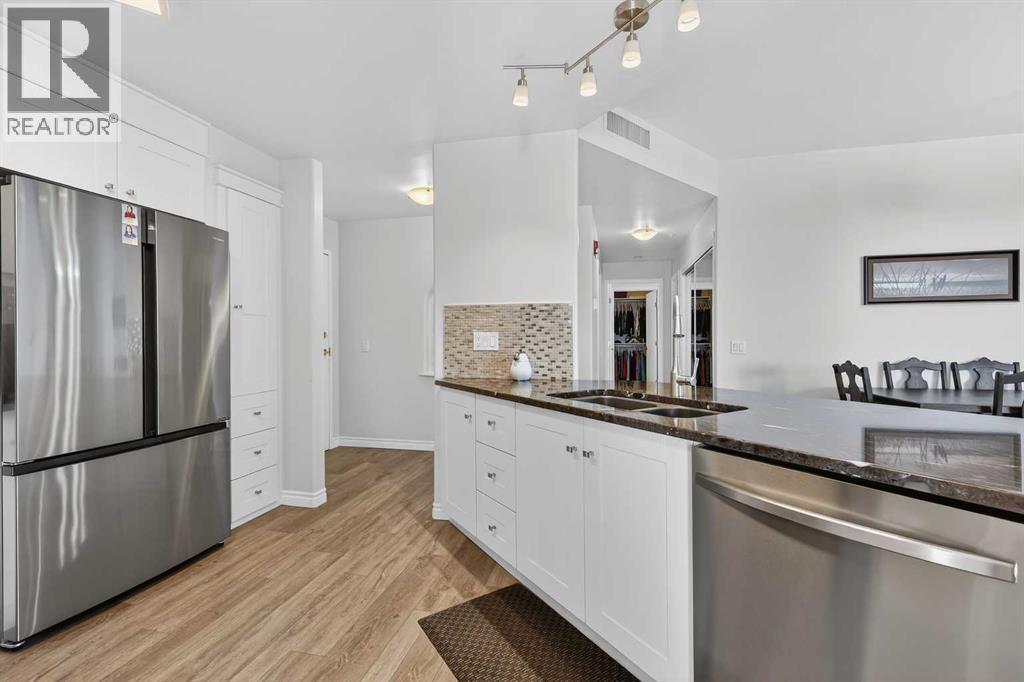 202, 43 Westlake Circle, Strathmore, Alberta  T1P 1T6 - Photo 8 - A2299600