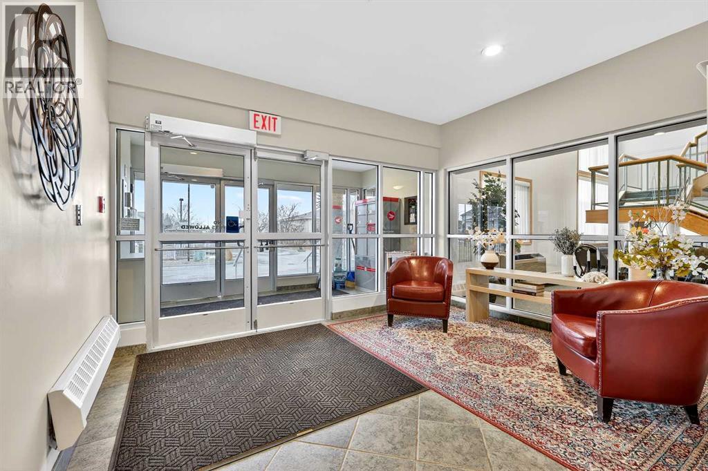 202, 43 Westlake Circle, Strathmore, Alberta  T1P 1T6 - Photo 2 - A2299600