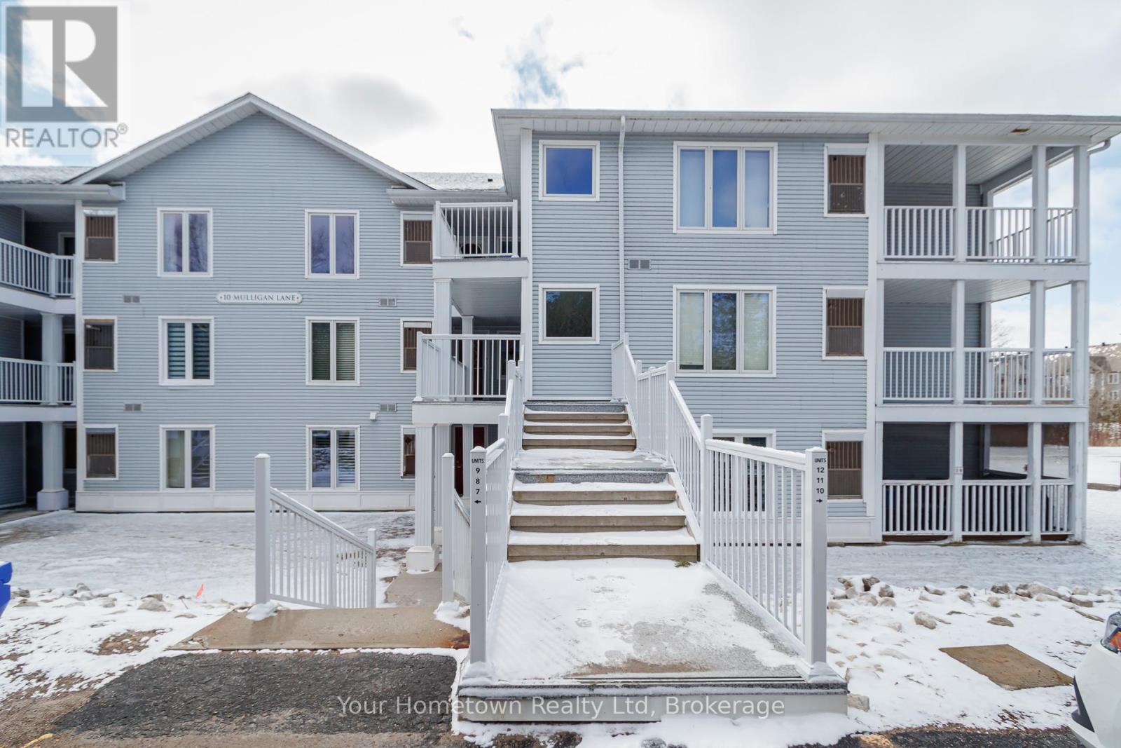 9 - 10 Mulligan Lane, Wasaga Beach, Ontario  L9Z 1C4 - Photo 1 - S12970254