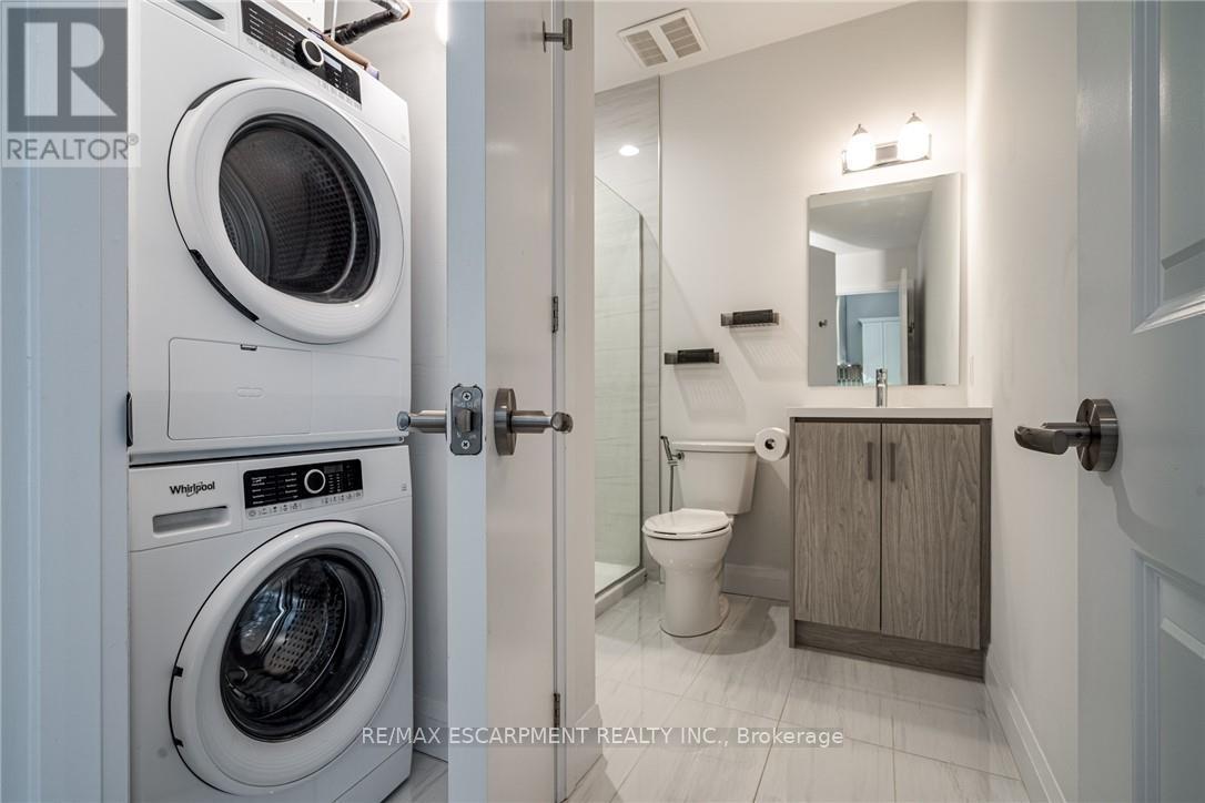 118 - 1 Redfern Avenue, Hamilton, Ontario  L9C 0E6 - Photo 19 - X12971944