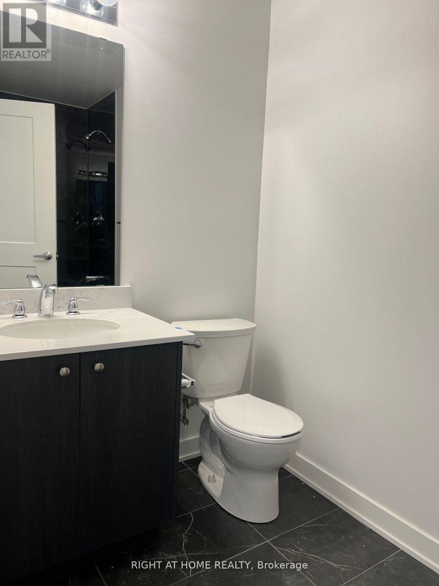 316 - 312 Erb Street W, Waterloo, Ontario  N2L 1W3 - Photo 4 - X12971960