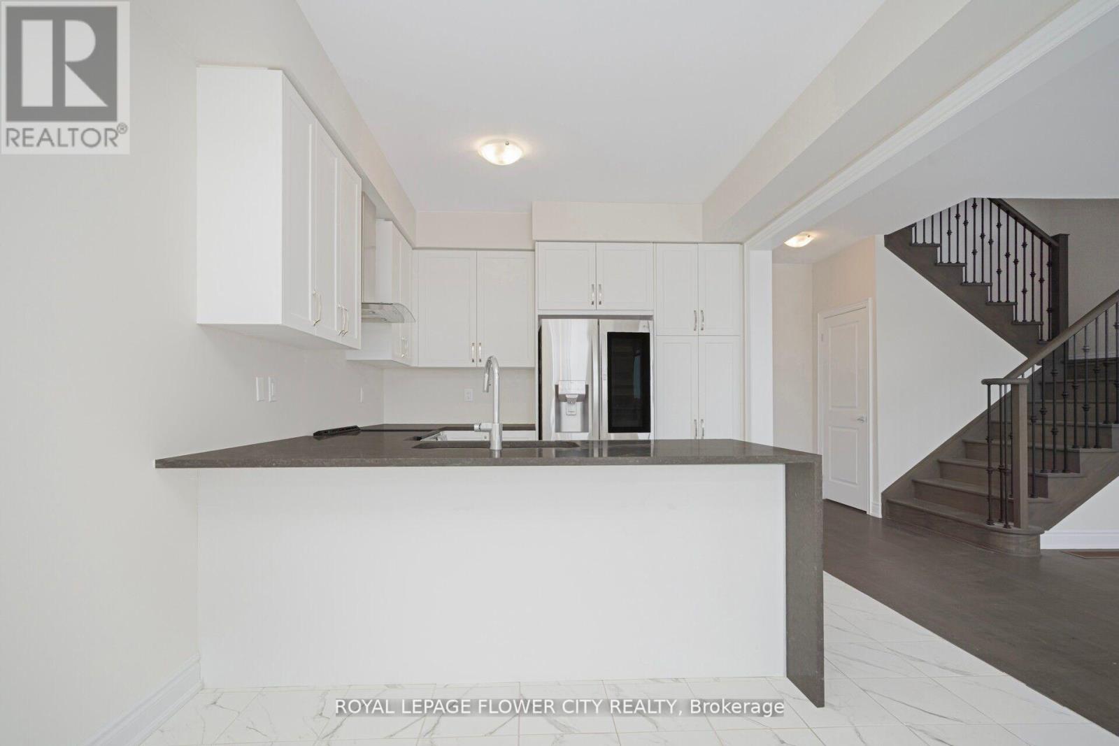 73 Sundin Drive, Haldimand, Ontario  N3W 0H3 - Photo 16 - X12971984