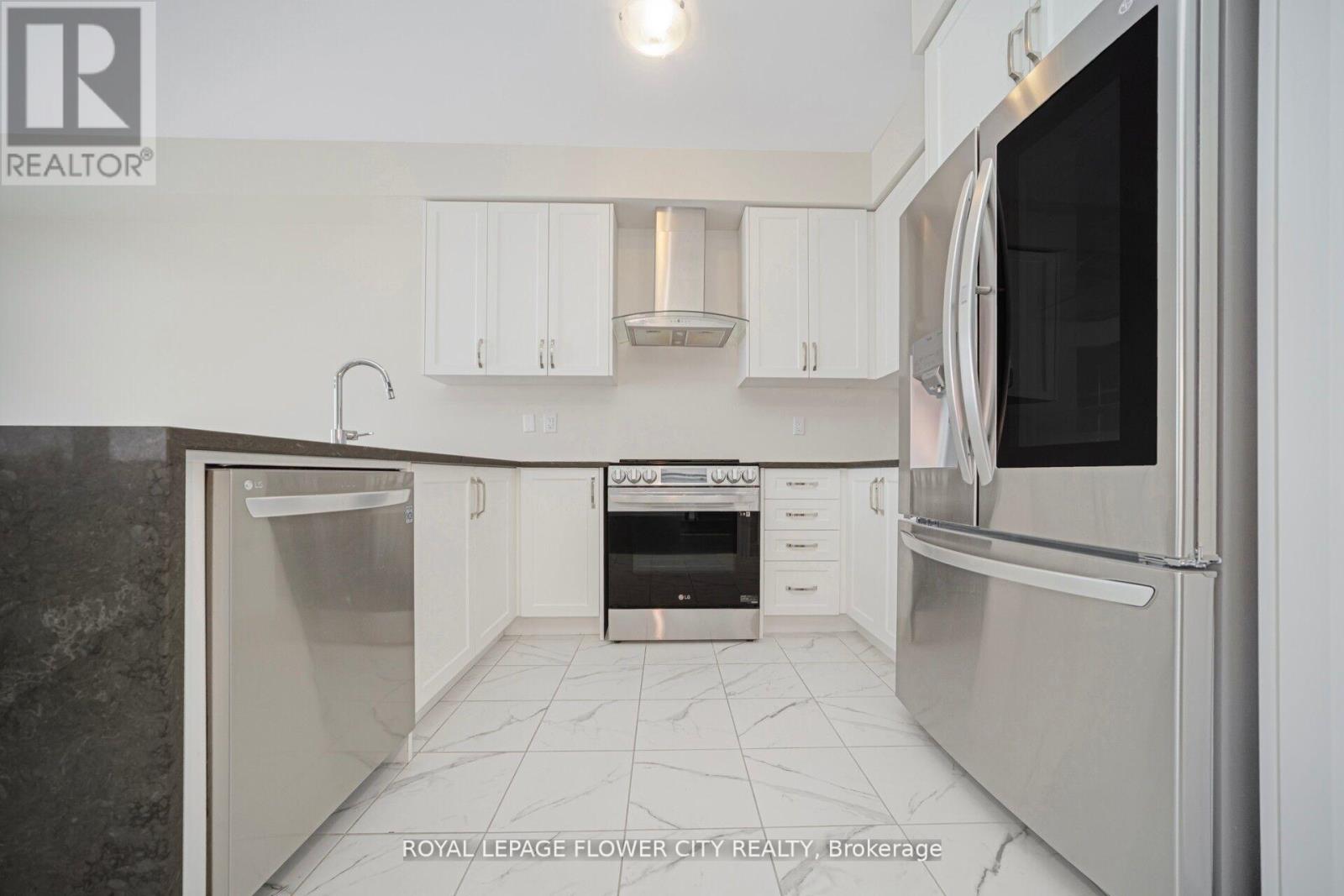 73 Sundin Drive, Haldimand, Ontario  N3W 0H3 - Photo 18 - X12971984