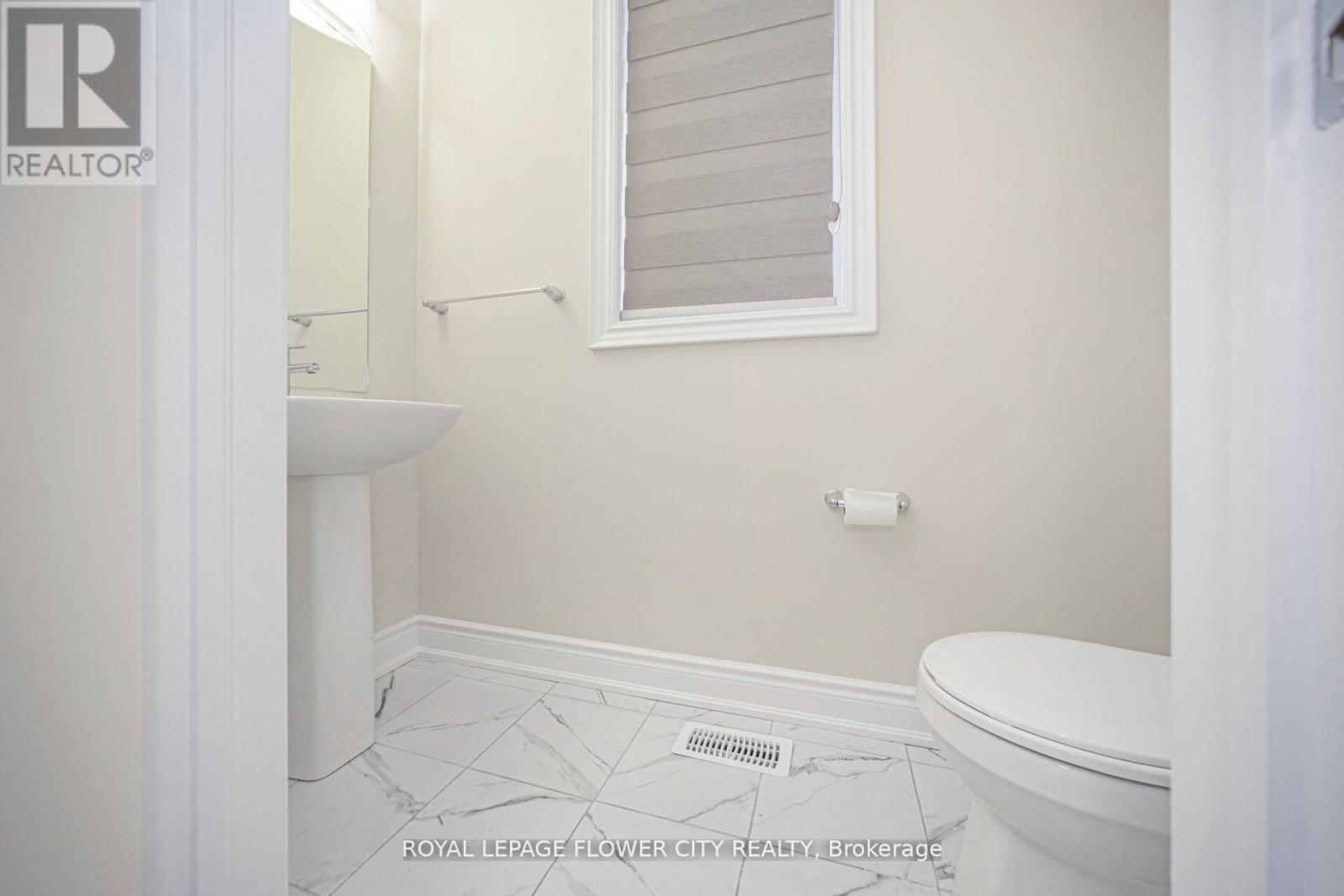 73 Sundin Drive, Haldimand, Ontario  N3W 0H3 - Photo 8 - X12971984