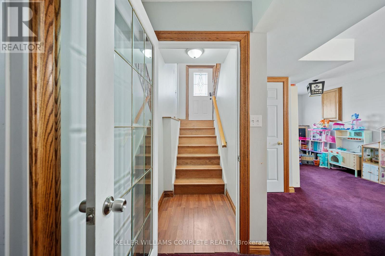 27 Morgan Drive, Haldimand, Ontario  N3W 1H6 - Photo 18 - X12972062