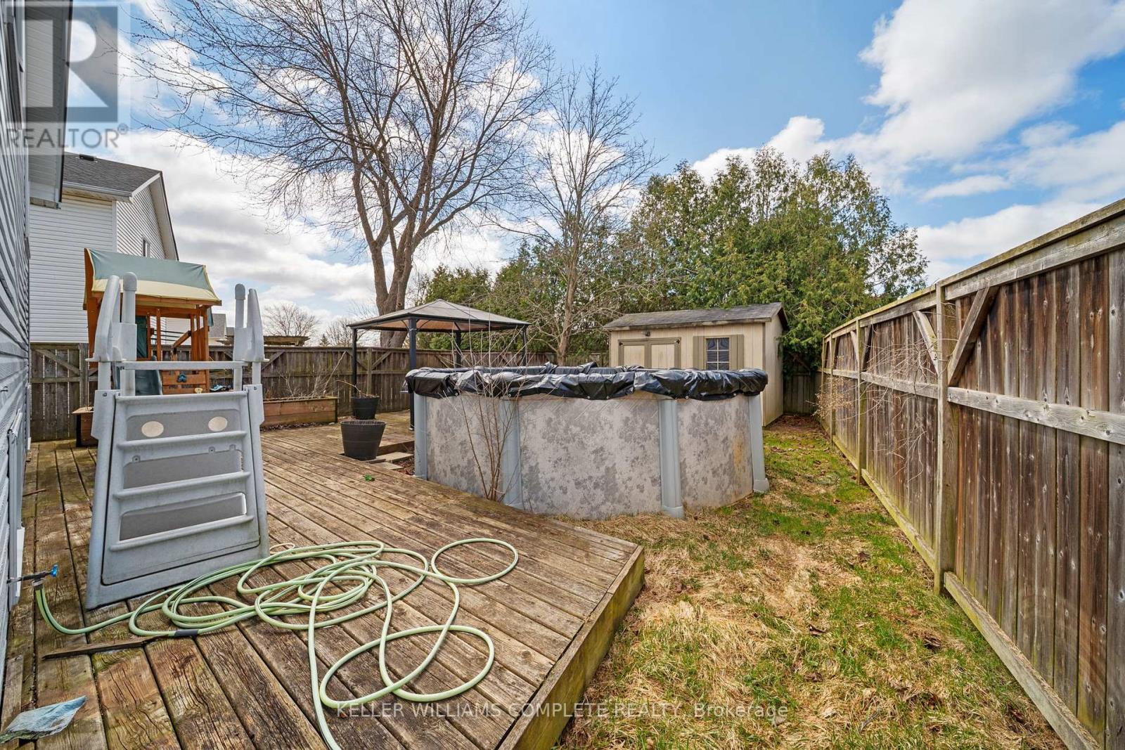 27 Morgan Drive, Haldimand, Ontario  N3W 1H6 - Photo 29 - X12972062