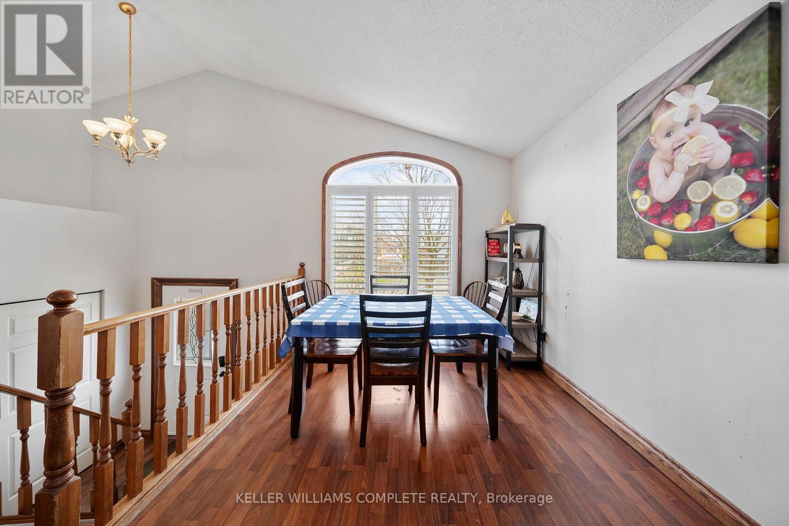 27 Morgan Drive, Haldimand, Ontario  N3W 1H6 - Photo 6 - X12972062