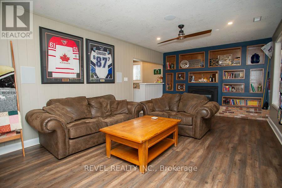 23 Scarfe Gardens, Brantford, Ontario  N3T 6B2 - Photo 36 - X12972070