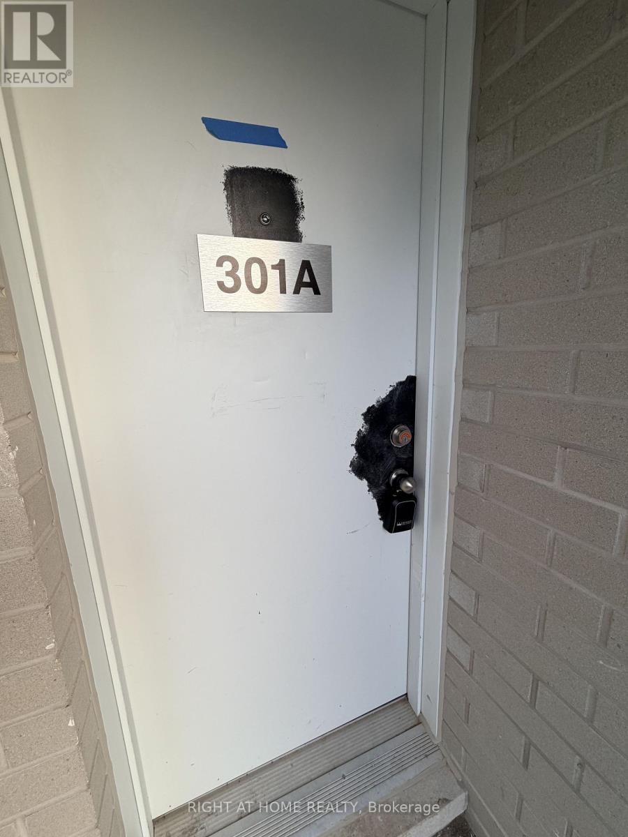 301a - 16 Melbourne Avenue, St. Catharines, Ontario  L2P 0G5 - Photo 4 - X12972168