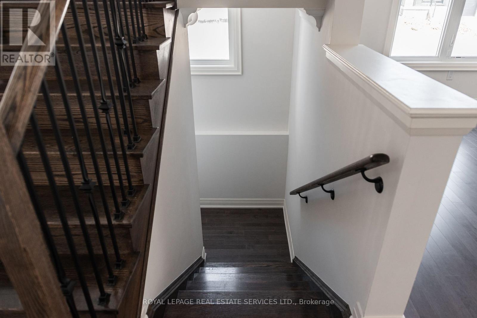 406 Humphrey Street, Hamilton, Ontario  L8B 1X5 - Photo 17 - X12972182