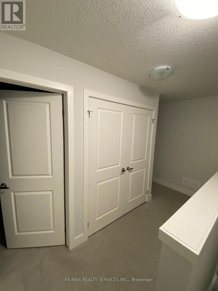 12 - 925 Deveron Crescent, London South, Ontario  N5Z 5A4 - Photo 8 - X12972194