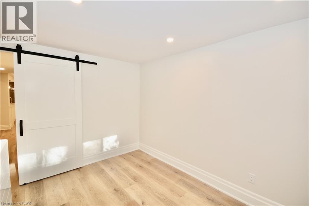 17 Inverness Avenue W Unit# Lower, Hamilton, Ontario  L9C 1A1 - Photo 13 - 40816282