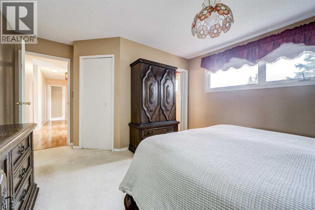 762 Lebel Street, Pincher Creek, Alberta  T0K 1W0 - Photo 14 - A2277520