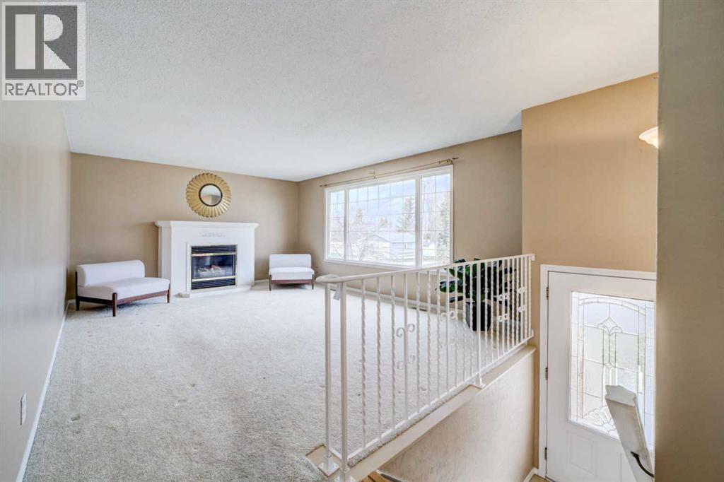 762 Lebel Street, Pincher Creek, Alberta  T0K 1W0 - Photo 12 - A2277520