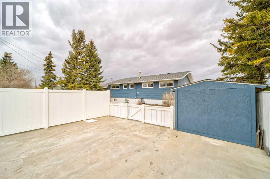 762 Lebel Street, Pincher Creek, Alberta  T0K 1W0 - Photo 35 - A2277520