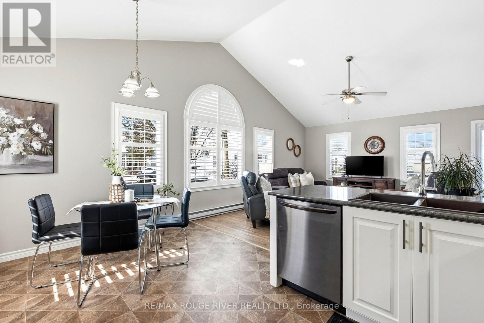 804 - 325 Densmore Road, Cobourg, Ontario K9A 0E4 - Photo 15 - X12972334