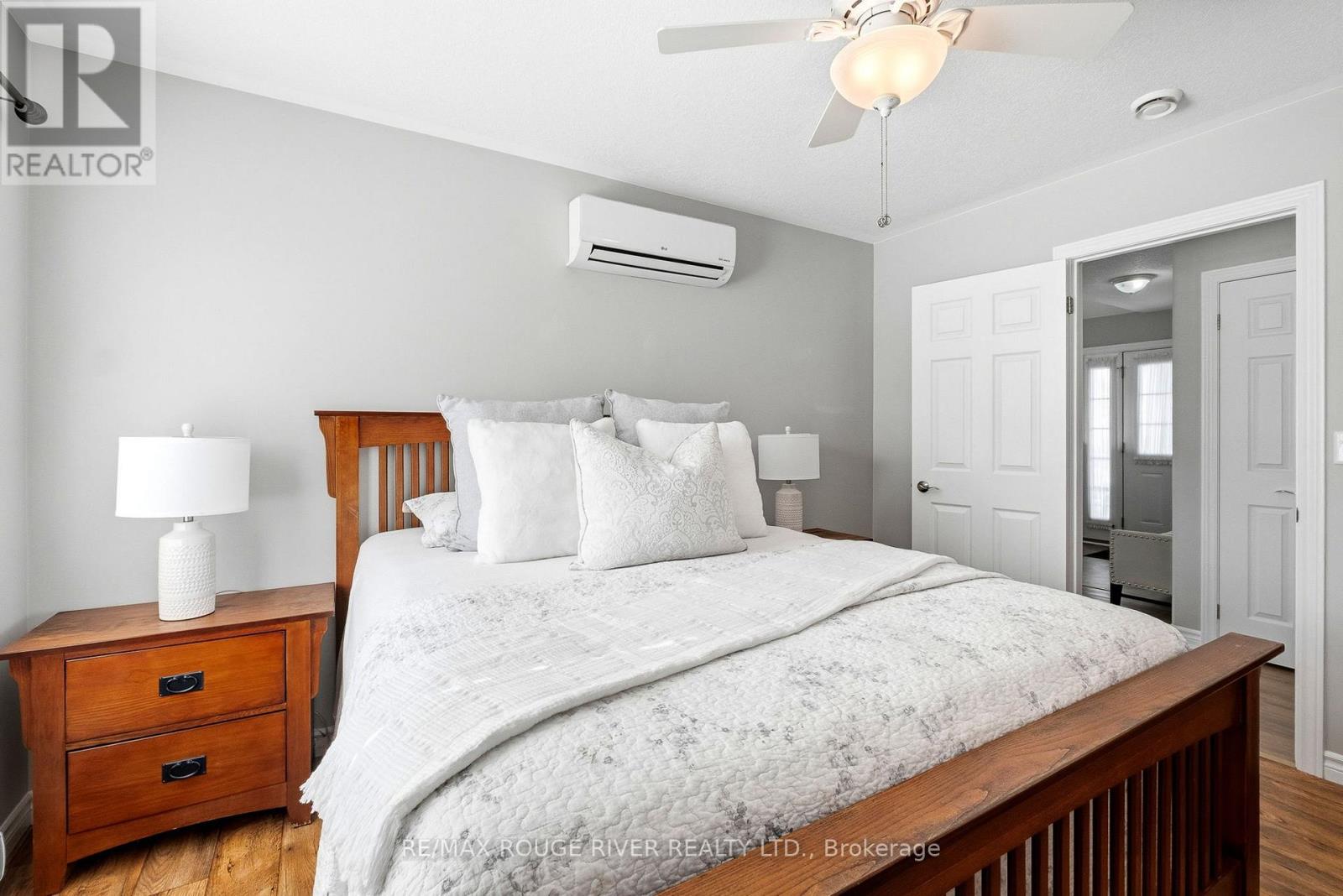 804 - 325 Densmore Road, Cobourg, Ontario K9A 0E4 - Photo 17 - X12972334