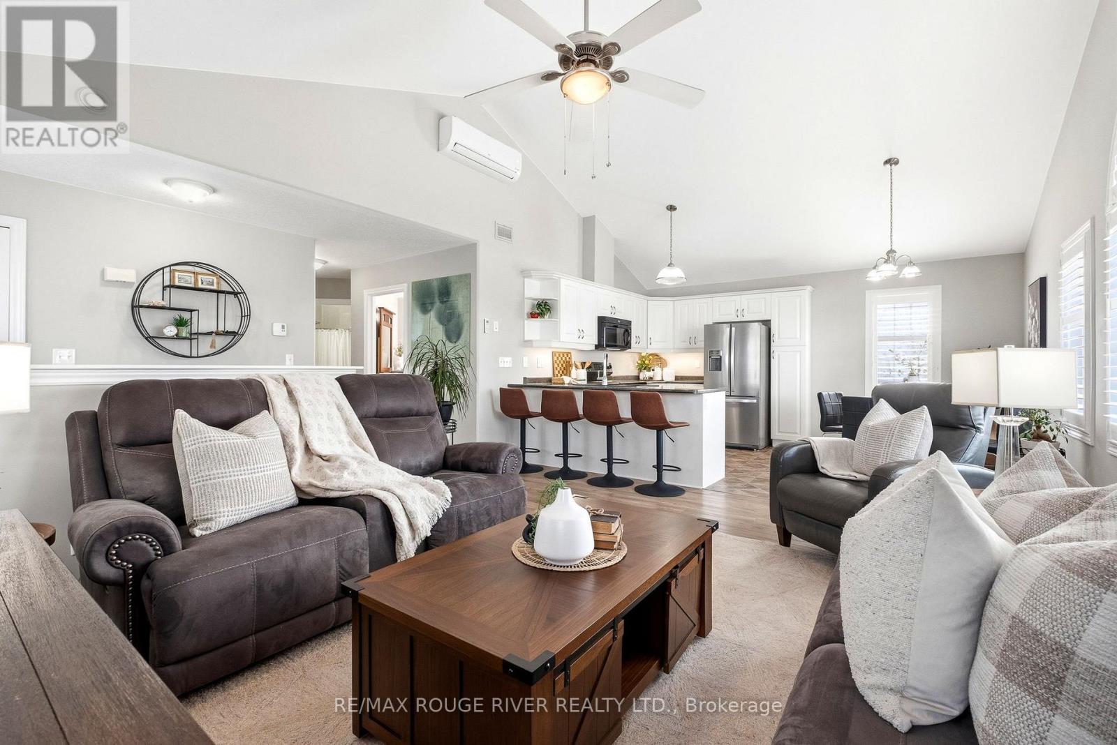 804 - 325 Densmore Road, Cobourg, Ontario K9A 0E4 - Photo 7 - X12972334