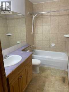 3313 50 Avenue, Sylvan Lake, Alberta  T5S 1A9 - Photo 11 - A2289774