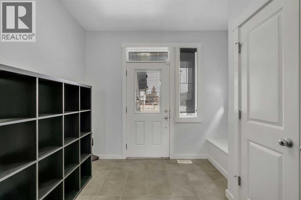 151 Stonemere Green, Chestermere, Alberta  T1X 0S2 - Photo 17 - A2291487