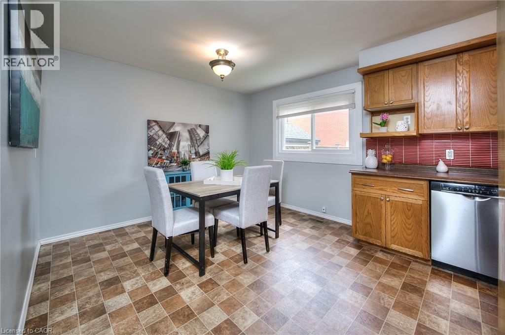 196 Walker Street, Cambridge, Ontario  N3C 2C2 - Photo 5 - 40817697