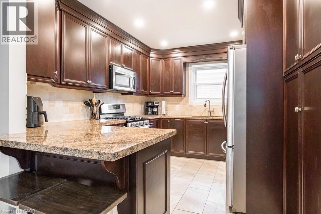 143 Huxley Avenue S, Hamilton, Ontario  L8K 2P9 - Photo 11 - 40818153